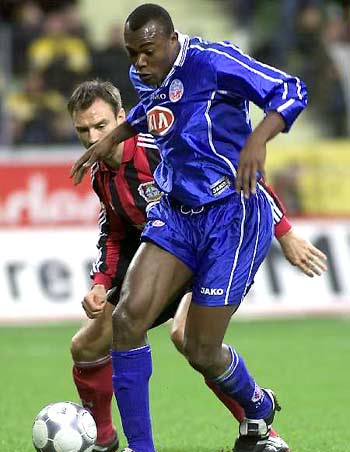 球員專注於 球員專注於